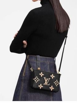 NIB Authenticated Louis Vuitton Leather Black White crossbody double zip