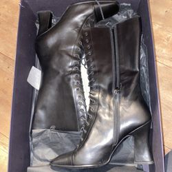 Women’s 9.5 Black Boots