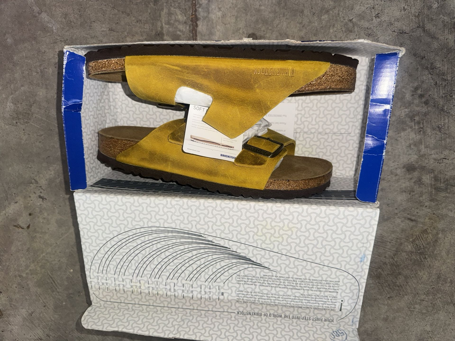 Brand New Birkenstock Arizona BS – Ochre (Size 41 Narrow)