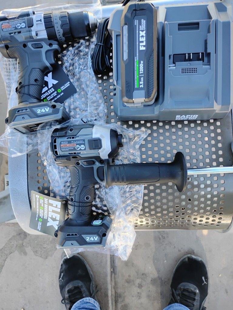 FLEX 24V 1/2" HAMMER DRILL 2 SPEED WITH TURBO MODE AND QUICK EJECT MuIti-SPEED MPACT DRIVER 3.5Ah BATTERY AND CHARGER (Brand New Never Used)