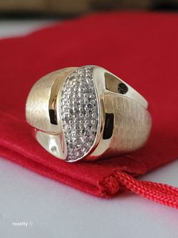 10K Yellow Gold Genuine Diamonds Brushed Finish Dome Ring Size 7, Solid Gold!/ Anillo de Oro con Diamantes! 👌🎁Post Tags: Anillo de Oro