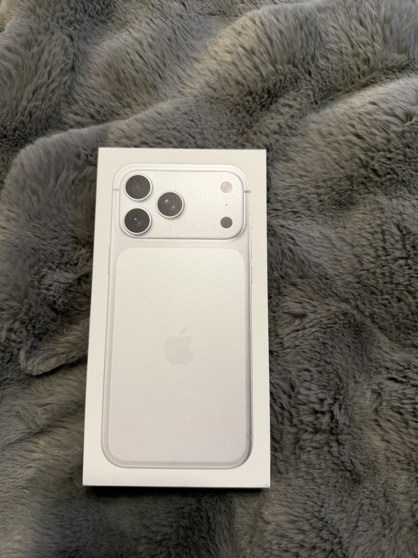 iPhone 17 Pro Max Silver Att
