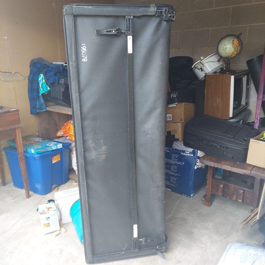 Toyota Tacoma Tonneau Cover