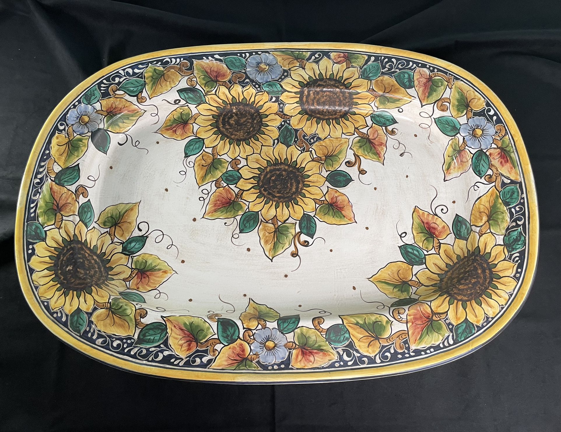  Beautiful  Extra Large   Platter Made In Italy (Signed )