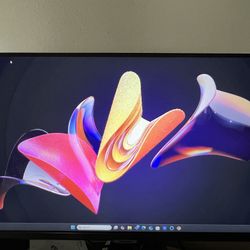 Samsung M5 Smart Monitor