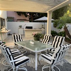 Outdoor Table And Chairs Set 