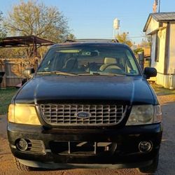 2004 Ford Explorer
