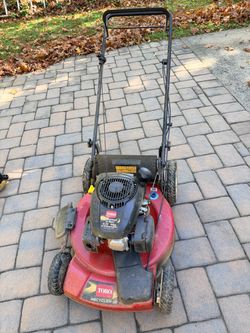 Toro Recycler 22” Self-Propelled Gas Lawn Mower – Kohler Engine