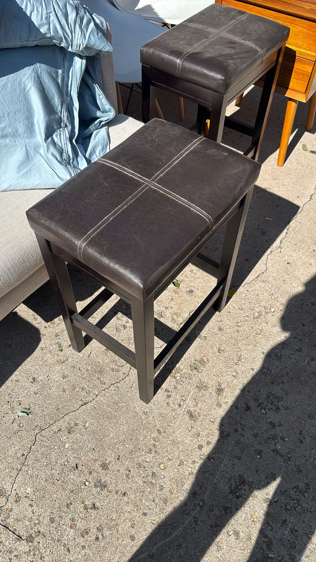 24” Barstools (2)