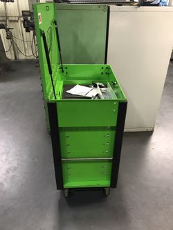 ATD 6 drawer roller toolbox tool cart like new Like snap on mac tool matco and cornwell for Sale in Meadville PA OfferUp