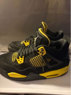 Jordan 4 thunder