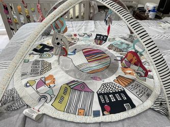 Skip Hop Baby Play Gym