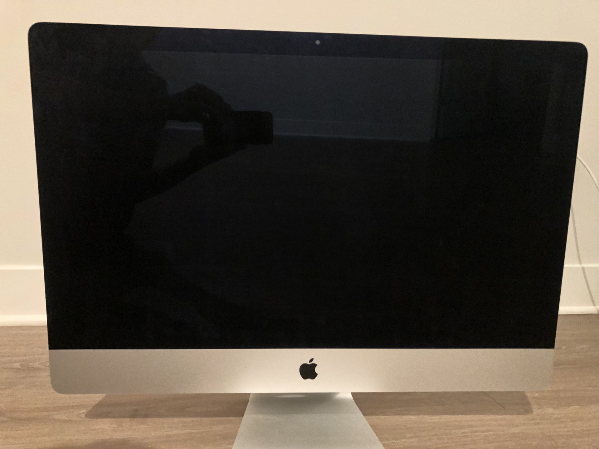 Apple 27-inch iMac 3.5GHz quad-core Intel Core i5 with Retina 5K display