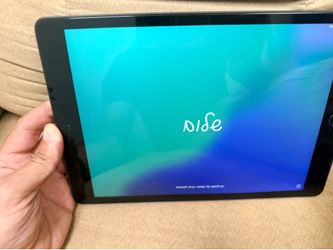 Apple 2019 iPad (10.2-inch, Wi-Fi, 128GB) - Space Gray