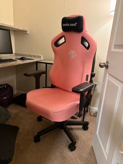 Anda Seat Kaiser Gaming Chair