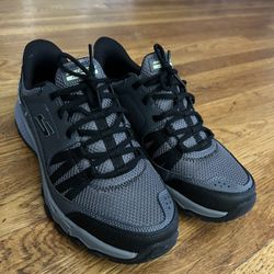 Sketchers Slip On 10.5
