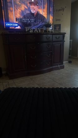 Dresser