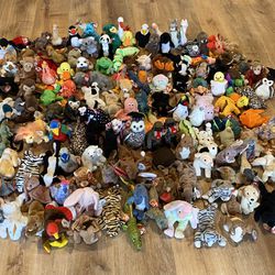 Lot Of 139 Original TY Beanie Babies With Hang Tags Excellent Condition