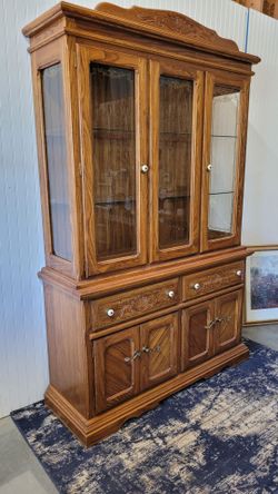 CAL SHOPS CHINA HUTCH