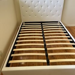 Cama Full Size Nueva En Caja No Colchones