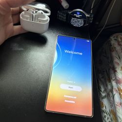 Samsung Devices: Headphones, S25 Ultra, Watch 7