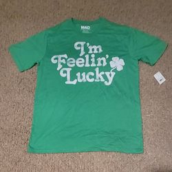 NWT MENS MAD ENGINE IM FEELING LUCKY T SHIRT GREEN AND WHITE SIZE M
