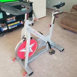 Sunny Health and Fitness Excercise Bike