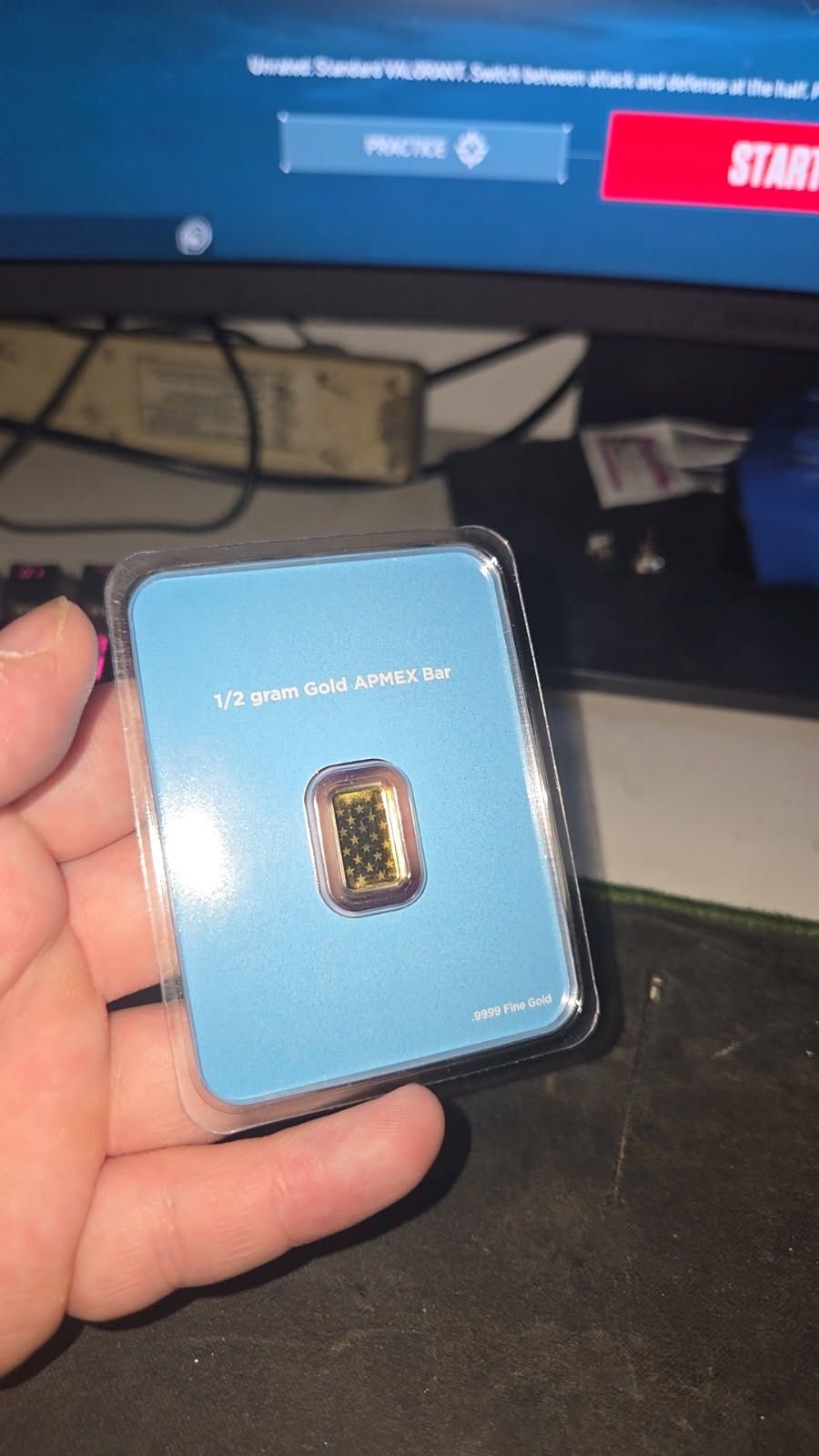 APMEX 1/2 Gram Gold Bar Snowflake