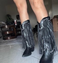 Black Fringe Cowboy Boots with Studs S 10