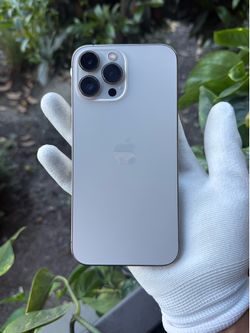 iPhone 13 Pro Max 256 GB Unlocked 80% Battery Health