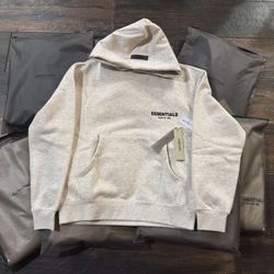 Feat Of God Essentials Hoodie Size - Medium Color -light Grey