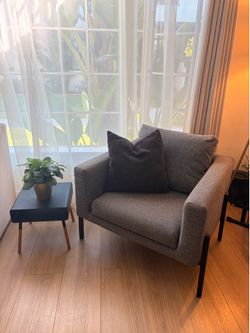 IKEA Gray Accent Chair – Removable Washable Cover – Excellent Condition (Price negotiable)
