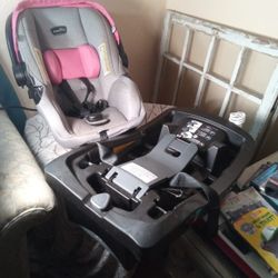 Evenflo Litrmax 35 Baby Car Carrier Seat Pink And Grey w Black