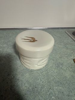 Lenox pieces plate and ceramic container with lid