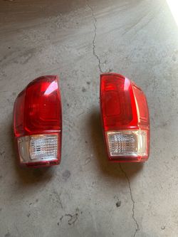 Tacoma taillights