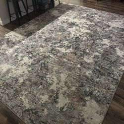 Large 9’ x 12’ Rug 