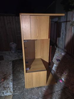 Free desk