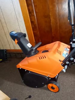 Yard Maxx snow blower 90cc