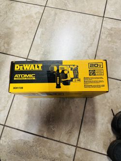 dewalt 20v rotary hammer