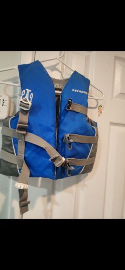 Swimming vest