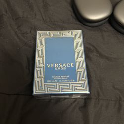Versace Eau De Parfum 