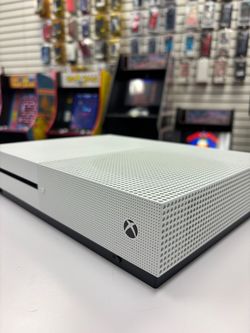 X-Box One S