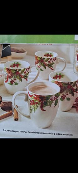 JUEGO DE 4 TAZAS PARA CAFE WINTER BERRY PRINCESS HOUSE 🌷 ⚘️