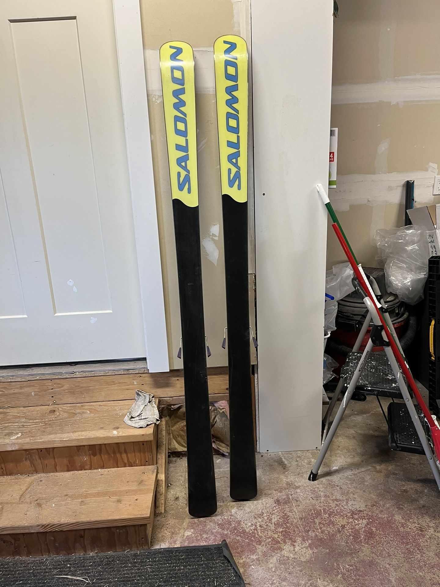 Solomon Skis And Bindings. Wide 185 Skis