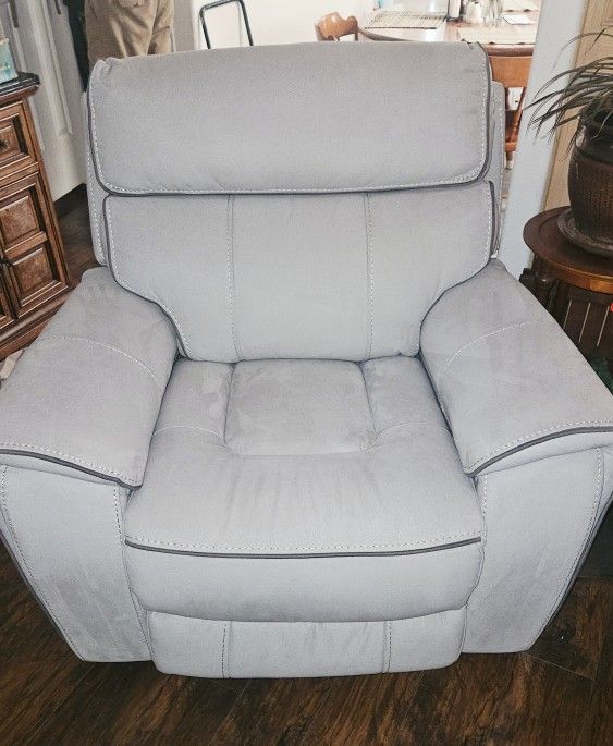 Modern Contemporary Recliner