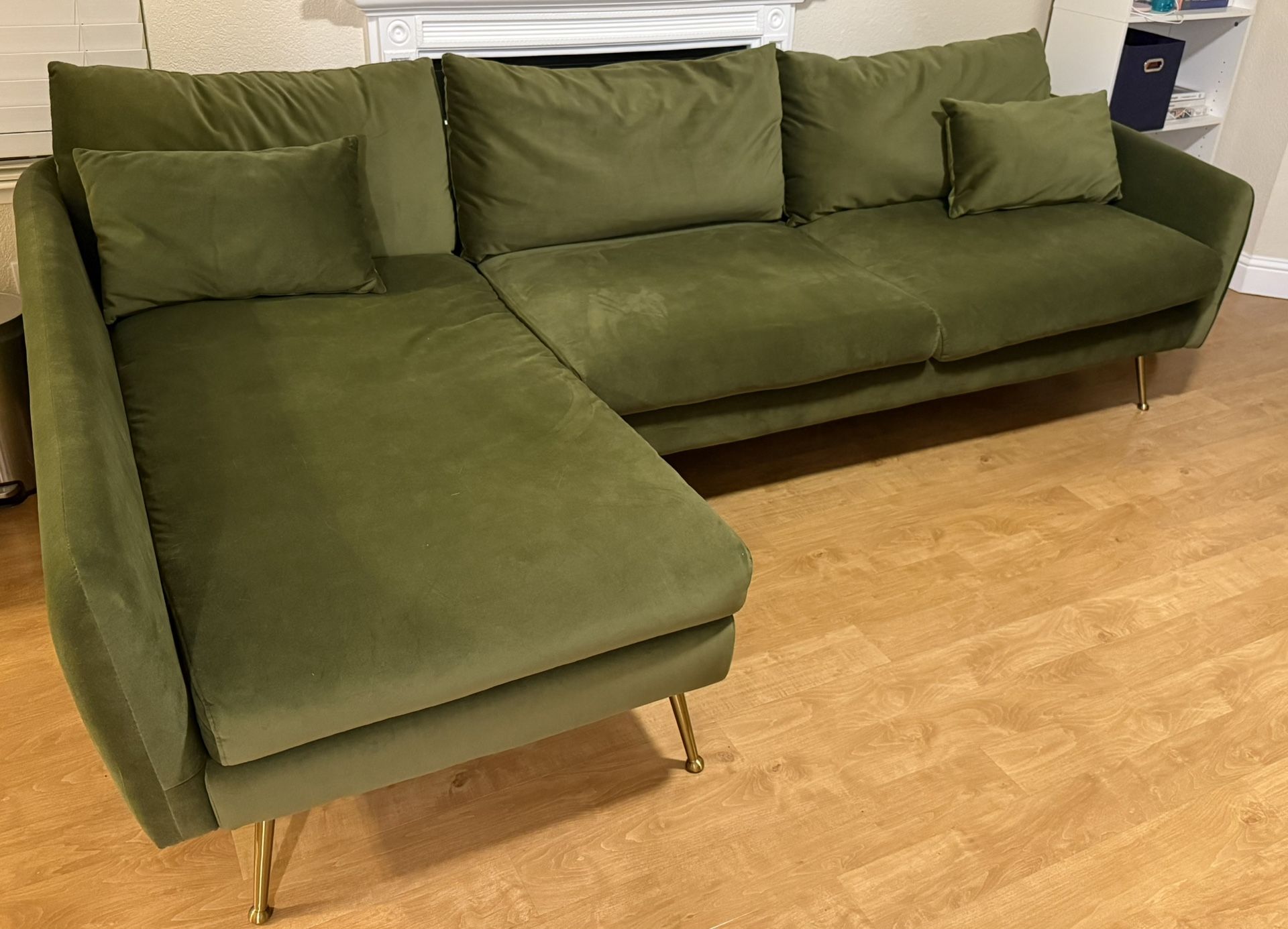 Albany Park Sectional Couch