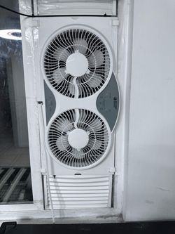 Twin window fan