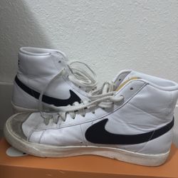 Nike Blazers (9.5 Men) 