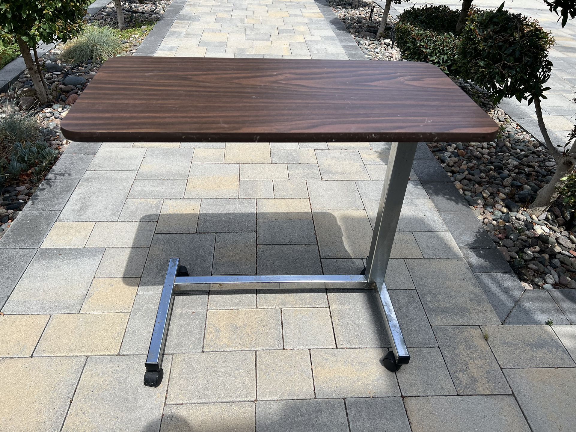 Adjustable Medical Table