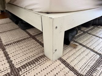 Free king size metal bed frame